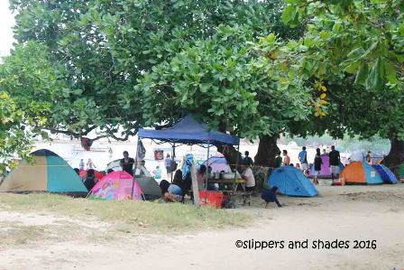 the crowded spot in Isla Burot