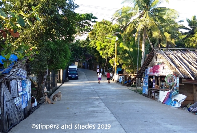 the simple community near  Bikal Port